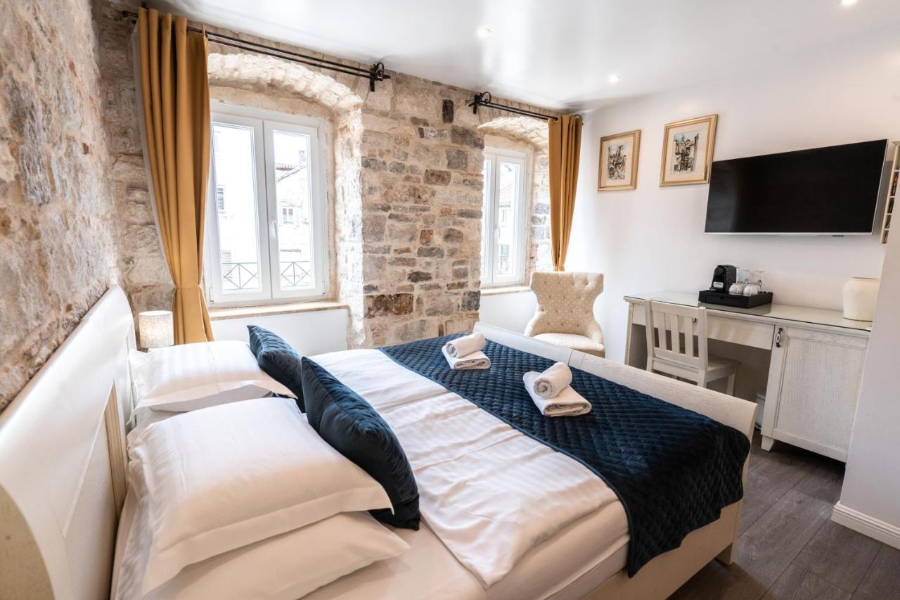 Luxury Rooms Lucija And Luka Split Bagian luar foto