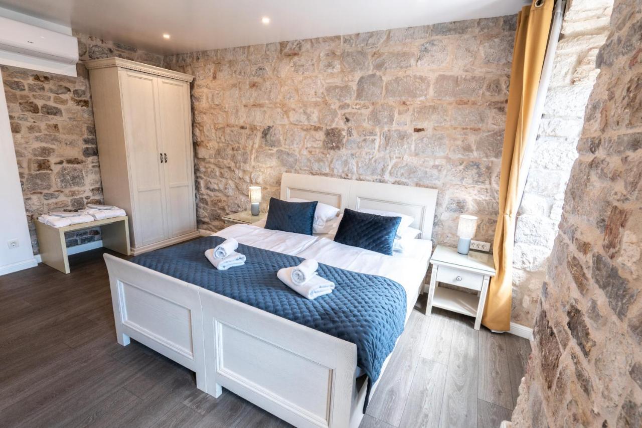 Luxury Rooms Lucija And Luka Split Bagian luar foto