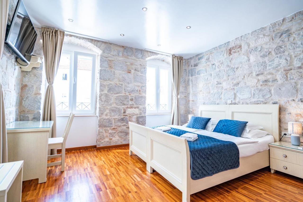 Luxury Rooms Lucija And Luka Split Bagian luar foto