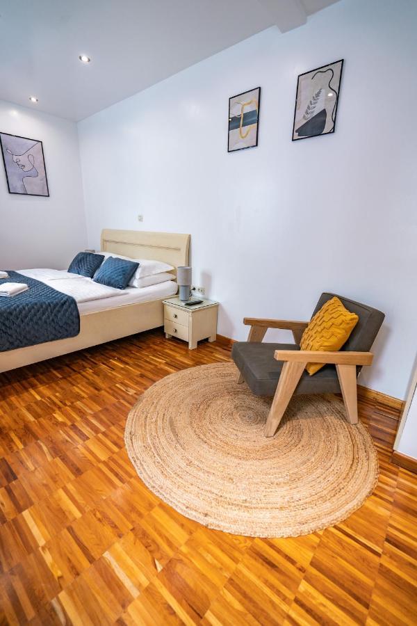 Luxury Rooms Lucija And Luka Split Bagian luar foto