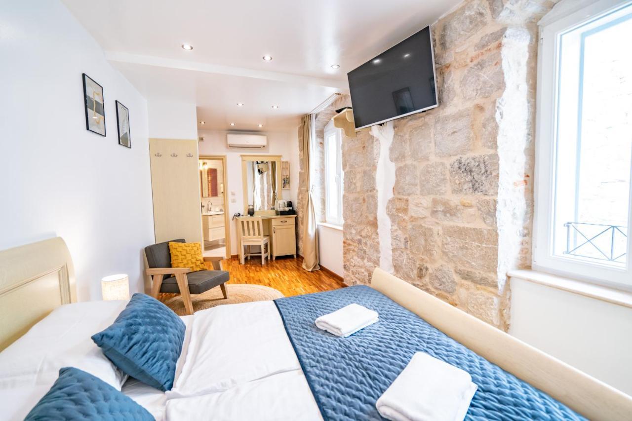 Luxury Rooms Lucija And Luka Split Bagian luar foto