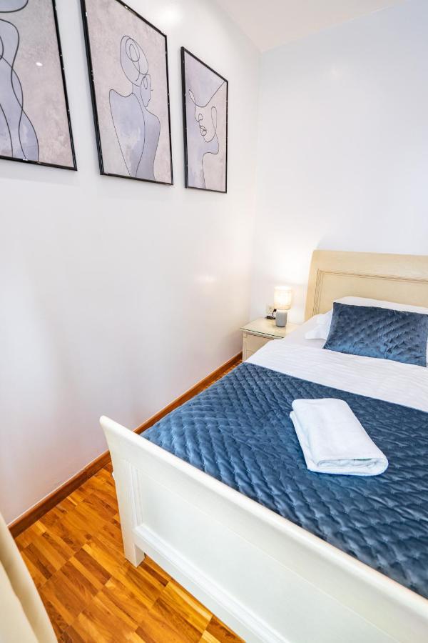 Luxury Rooms Lucija And Luka Split Bagian luar foto