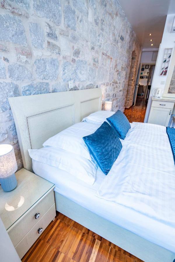 Luxury Rooms Lucija And Luka Split Bagian luar foto